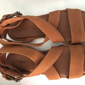 Toms sandals